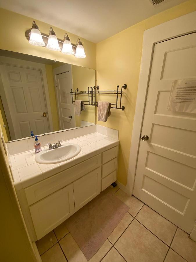 Private Los Angeles Room - Free Wifi, Ac, Tv, Private Fridge, Kitchen, Near Usc - Exposition Park - Usc Memorial Coliseum - Banc Of California Bmo Stadium - Downtown Los Angeles Dtla - University Of Southern California Usc!! Extérieur photo